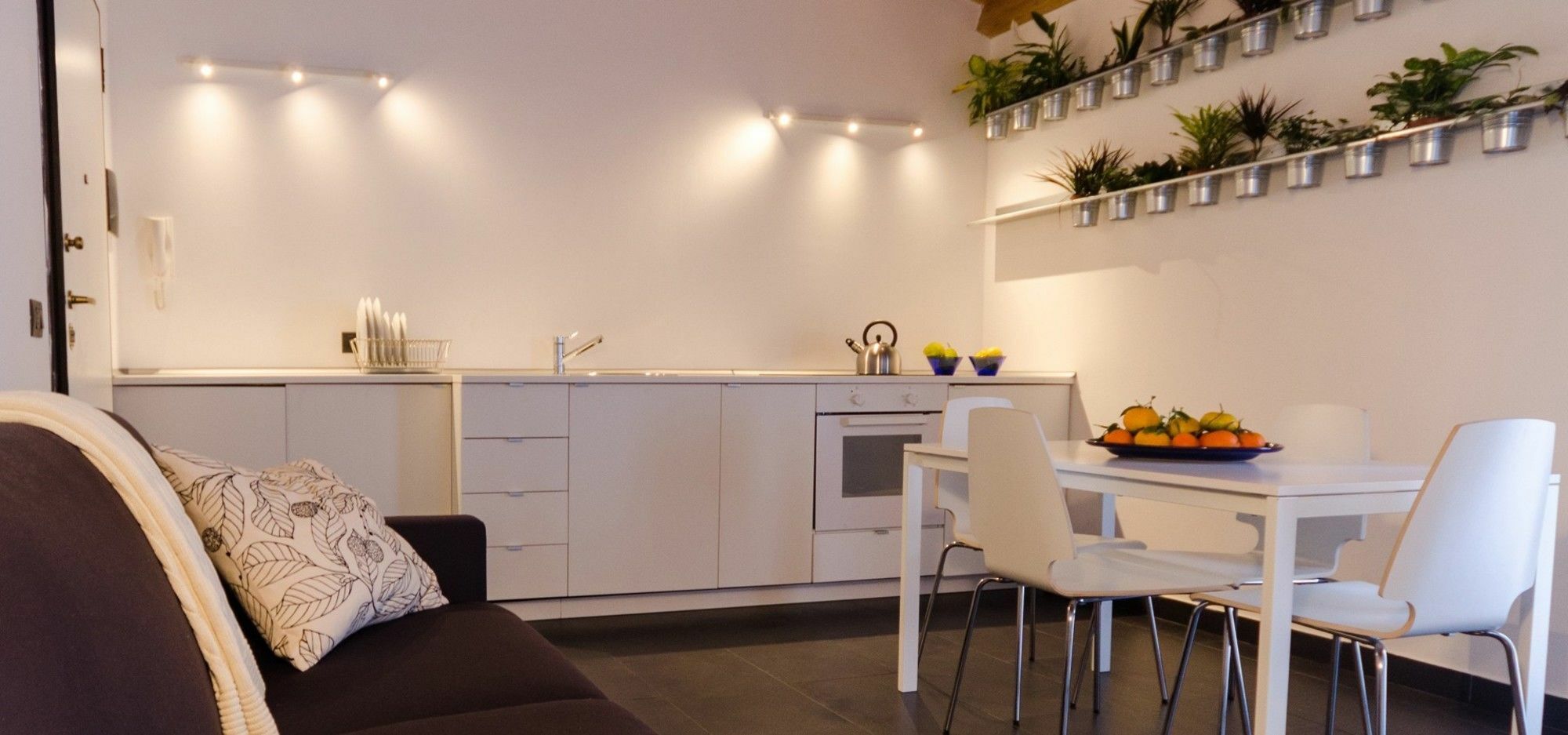 Pietranera Apartments คาตาเนีย ภายนอก รูปภาพ