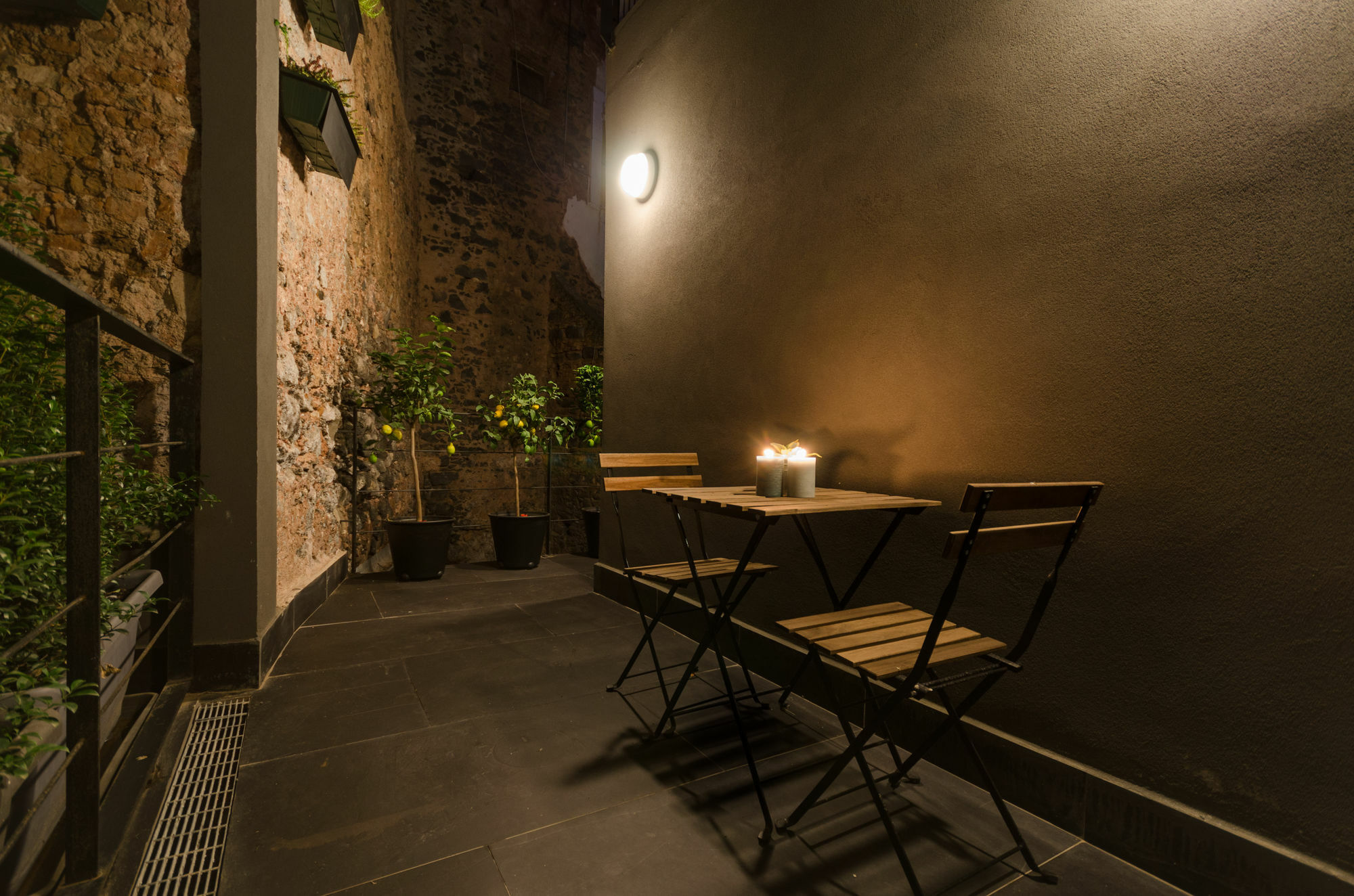 Pietranera Apartments คาตาเนีย ภายนอก รูปภาพ